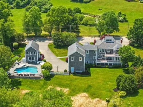 735 Bay Rd, Duxbury, MA, 02332 | Card Image