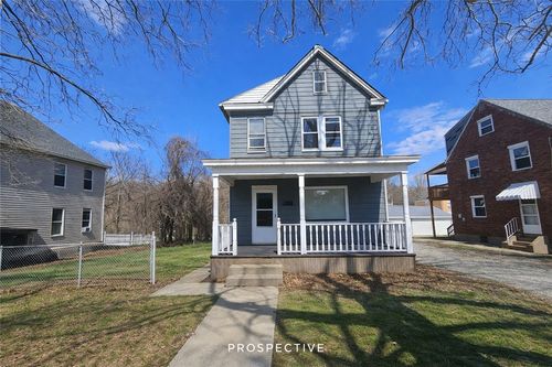 909 Franklin St, McKeesport, PA, 15132-1432 | Card Image