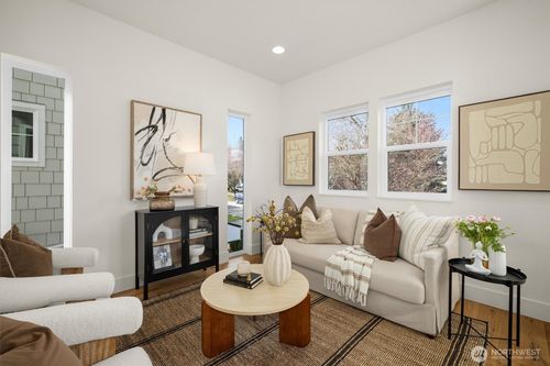 b-2815 E Denny Way, Seattle, WA, 98122-3125 | Card Image