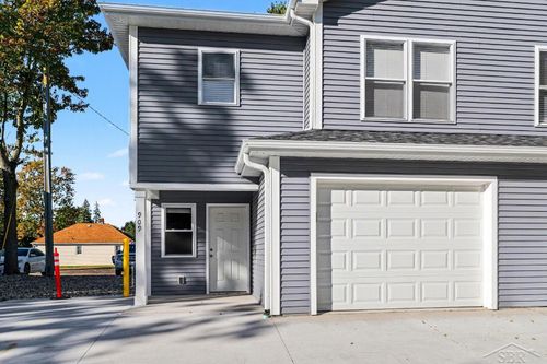 909 Wyllys Street, Midland, MI, 48642 | Card Image