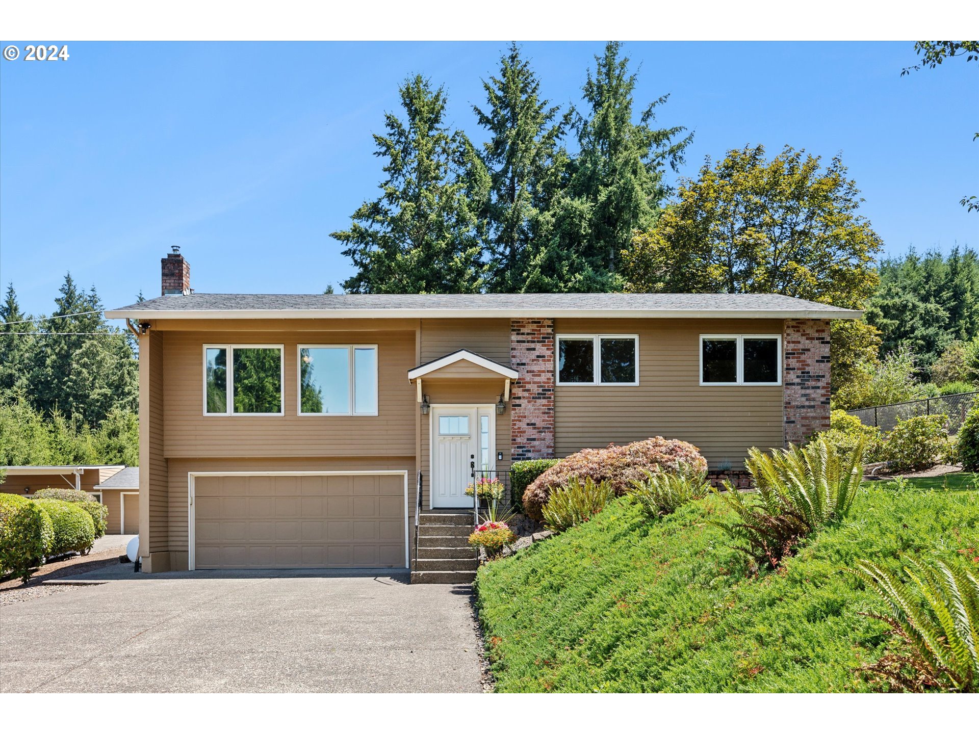 45th Dr, Wilsonville, OR 97070