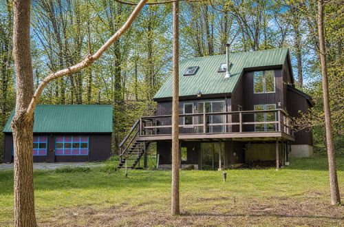 538 Beecher Hill Rd, Hinesburg, VT, 05461-9137 | Card Image