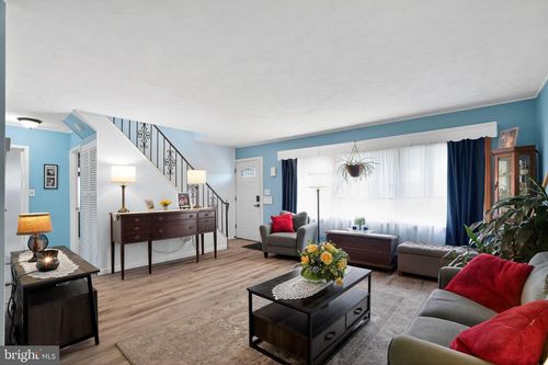 120 Vermont Ln, LEVITTOWN, PA, 19054-1029 | Card Image