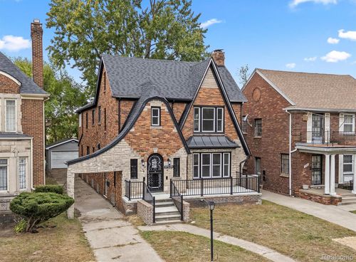 17539 Northlawn St, Detroit, MI, 48221-4515 | Card Image