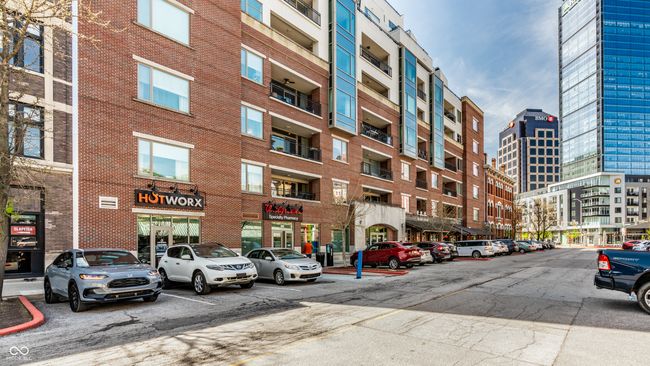 UNIT-204 - 333 Massachusetts Ave, Condo with 2 bedrooms, 2 bathrooms and null parking in Indianapolis IN | Image 43