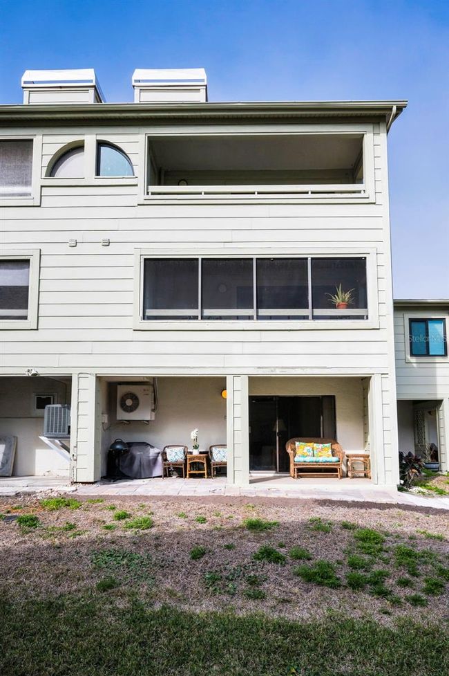 1 Patio and 2 Balconies | Image 74