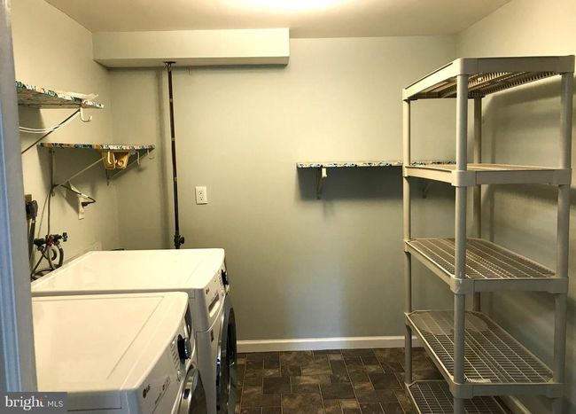 211 New Castle Dr, House other with 4 bedrooms, 3 bathrooms and null parking in Shillington PA | Image 41