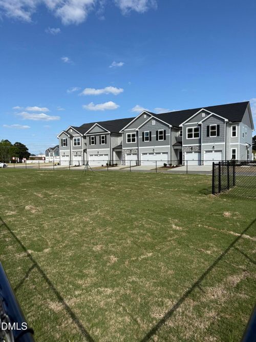 34 Joyner Park Dr, Rocky Mount, NC, 27803-1365 | Card Image
