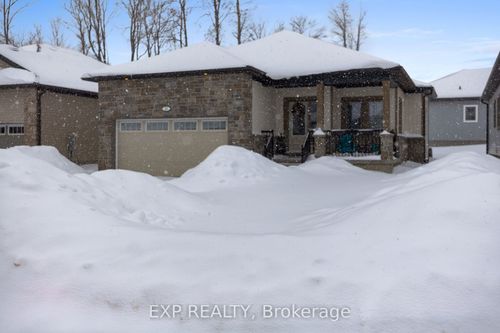 202 Dowsley Cres, Brockville, ON, K6V0E2 | Card Image