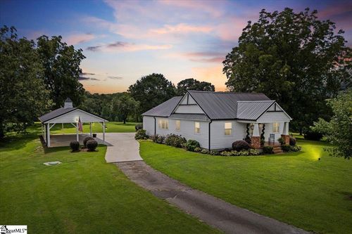 730 Ruby Ln, Walhalla, SC, 29691-4100 | Card Image