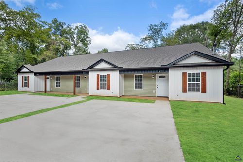 411 Boulevard St, Fort valley, GA, 31030-3886 | Card Image