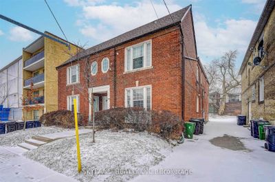 996 - 998 Avenue Rd, Home with 8 bedrooms, 4 bathrooms and 4 parking in Toronto ON | Image 3