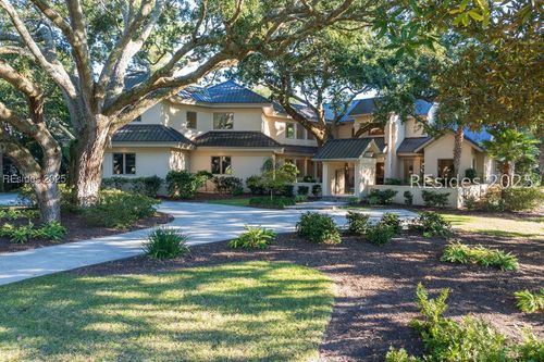 65 N Port Royal Dr, Hilton Head Island, SC, 29928-3924 | Card Image