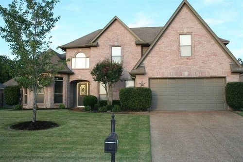 4518 Hillyglen Cv, Bartlett, TN, 38135-1332 | Card Image