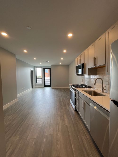 506-365 Western Ave, Boston, MA, 02135-1089 | Card Image