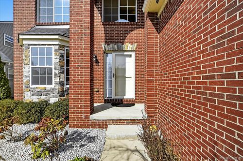 4153 Ash Tree Ln, Howell, MI, 48843-8064 | Card Image