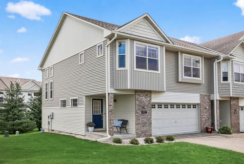 9727 Saint Andrews Dr, Elko New Market, MN, 55020-9630 | Card Image