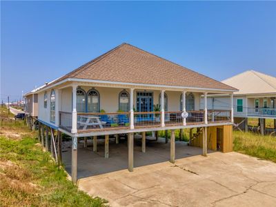 Front porch facing the canal. | Image 3