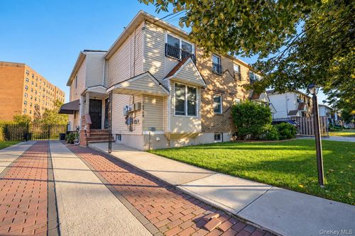 2r-16504 Sayres Avenue, New York, NY, 11433 | Card Image