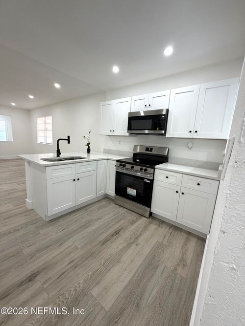 5602 Long St Street, Jacksonville, FL, 32208 | Card Image