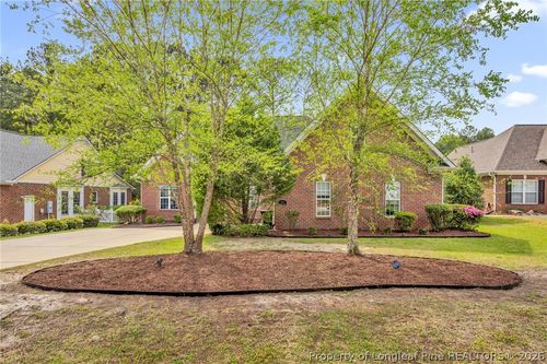 195 Falling Water Rd, Spring Lake, NC, 28390-7006 | Card Image
