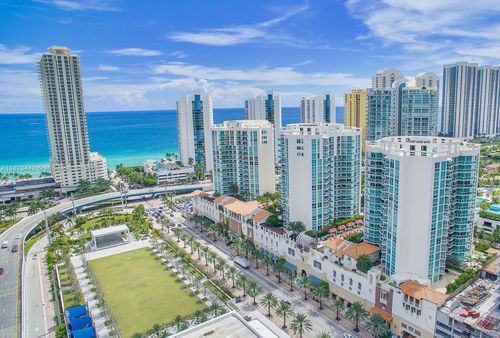 3-ph1-250 Sunny Isles Blvd, Sunny Isles Beach, FL, 33160-4661 | Card Image