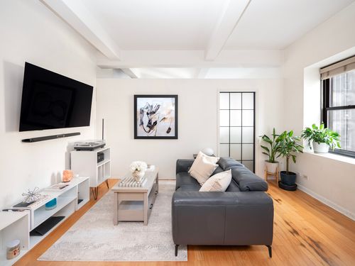 15a-56 Pine St, New York, NY, 10005-1515 | Card Image