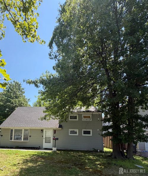19 David Ct, Colonia, NJ, 07067-1313 | Card Image