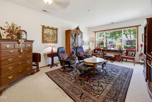 965 Golden Aspen Pl, Ashland, OR, 97520-9128 | Card Image