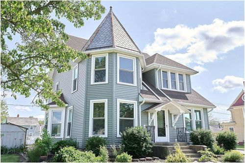 666 W Main St, Berne, IN, 46711-1326 | Card Image