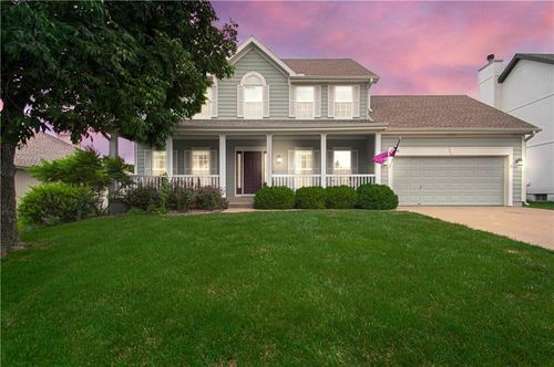 1030 Maple Woods Dr, Liberty, MO, 64068-2384 | Card Image