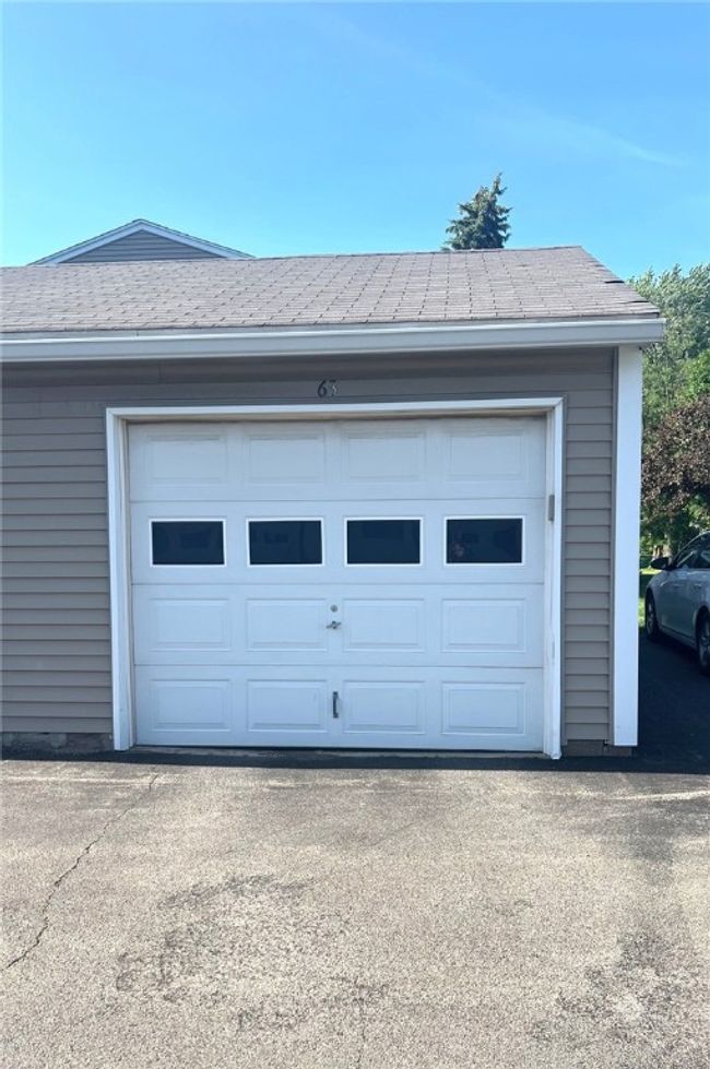 63 Springwood Dr, Townhouse with 2 bedrooms, 2 bathrooms and null parking in Webster NY | Image 27