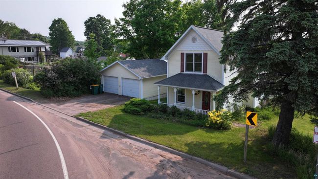 240 S 6 Th St, House other with 4 bedrooms, 2 bathrooms and null parking in Bayfield WI | Image 36