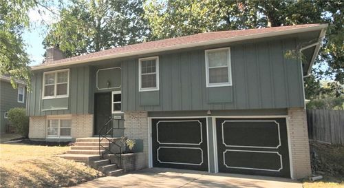 8410 E 92nd Pl, Kansas City, MO, 64138-4318 | Card Image