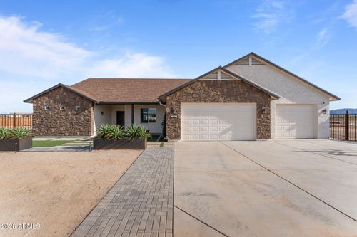 21015 W White Feather Ln, Wittmann, AZ, 85361-8579 | Card Image