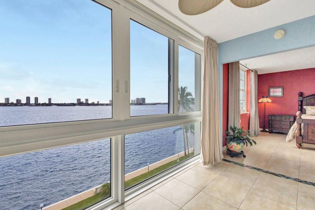 APT-503 - 301 Lake Shore Dr, Condo with 2 bedrooms, 2 bathrooms and null parking in Lake Park FL | Image 15