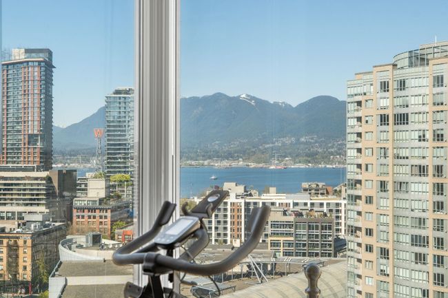 2307 - 688 Abbott Street, Condo with 2 bedrooms, 2 bathrooms and 1 parking in Vancouver BC | Image 11