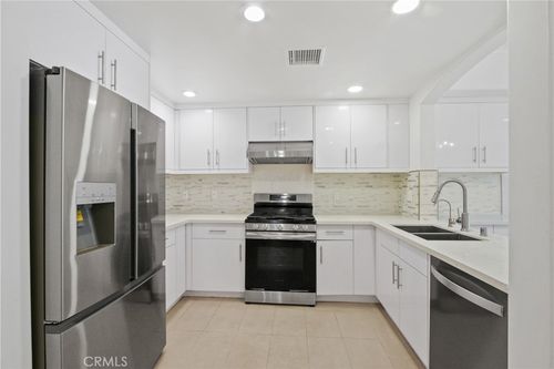 apt-207-1598 Long Beach Blvd, Long Beach, CA, 90813-2384 | Card Image