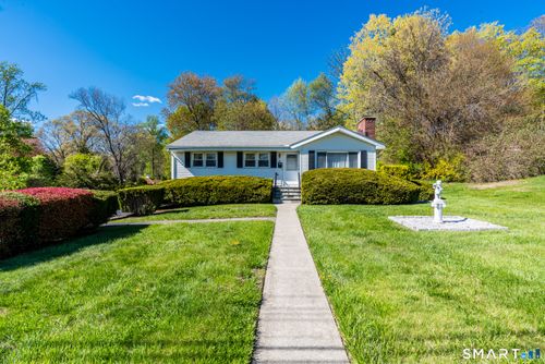 34 Bassick Rd, Trumbull, CT, 06611-2908 | Card Image