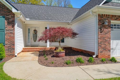 860 Thackston Dr, Spartanburg, SC, 29307-2536 | Card Image