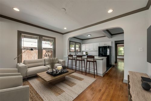 4512 Swiss Ave, Dallas, TX, 75204-7129 | Card Image