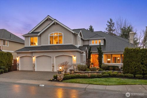 2211 204th Pl Ne, Sammamish, WA, 98074-4391 | Card Image