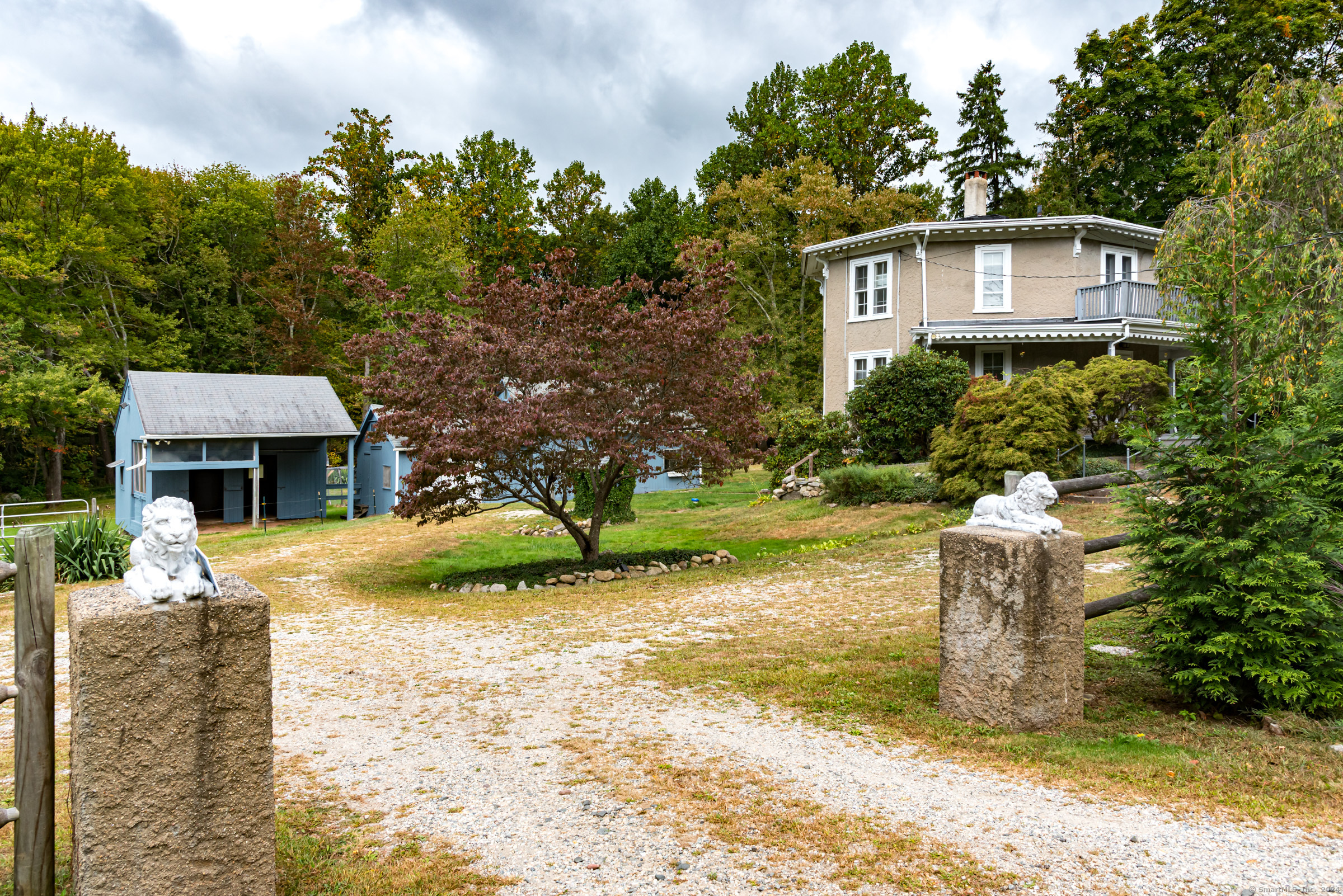 Middletown Ave, East Hampton, CT 06424