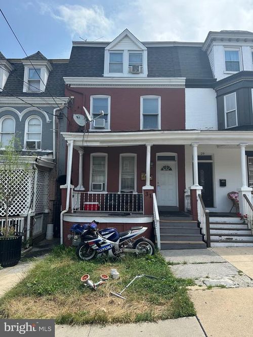 31 N Broad St, LANCASTER, PA, 17602-3141 | Card Image