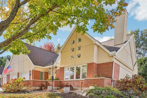 7836 Courtyard Dr, Madison, WI, 53719-3517 | Card Image