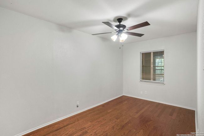 18218 Scenic Loop Rd, House other with 3 bedrooms, 2 bathrooms and null parking in Helotes TX | Image 13
