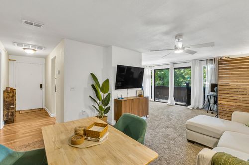 406-903 Fulton Ave, Sacramento, CA, 95825-4512 | Card Image