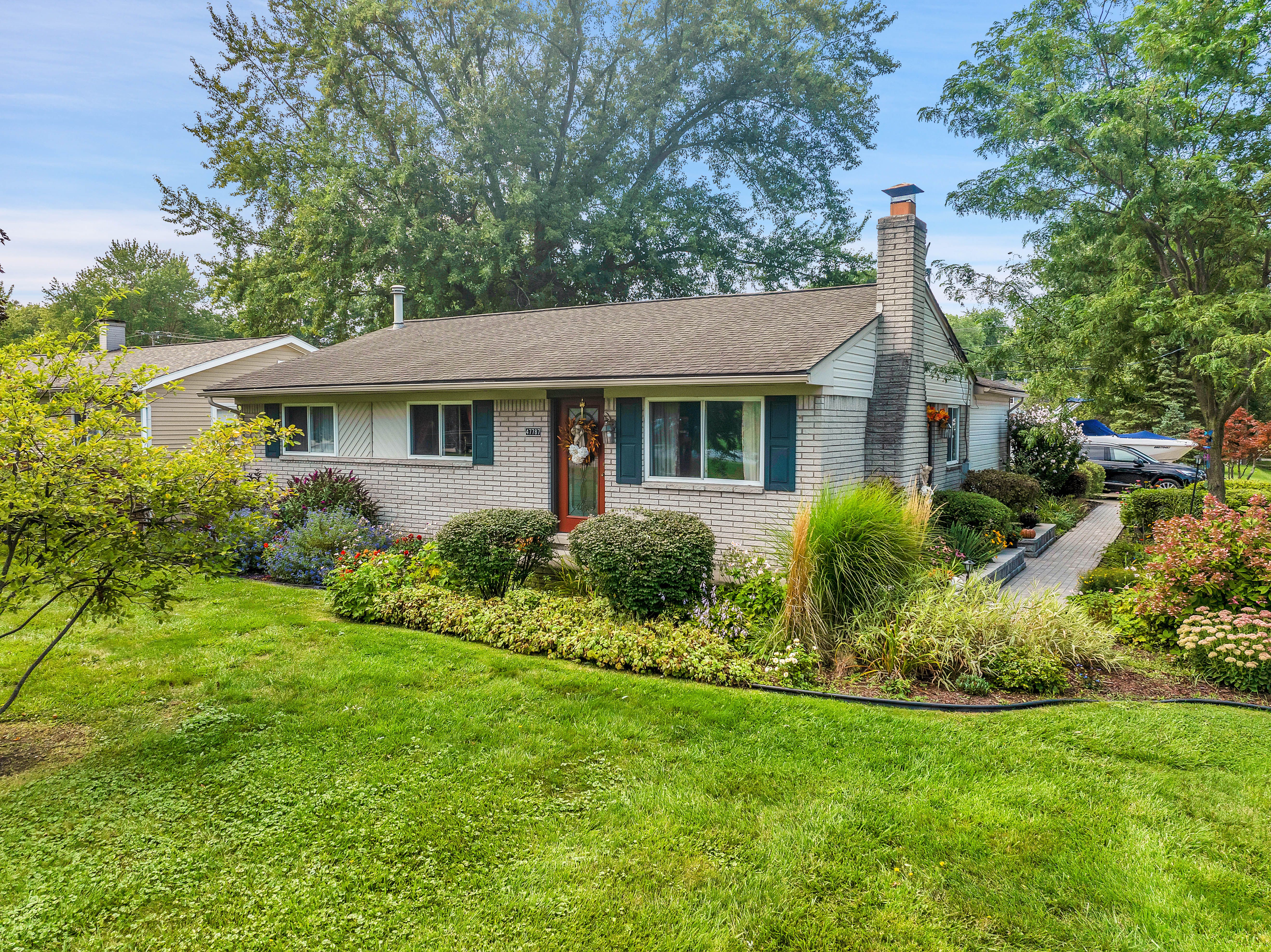 Jefferson Ave, Chesterfield, MI 48047