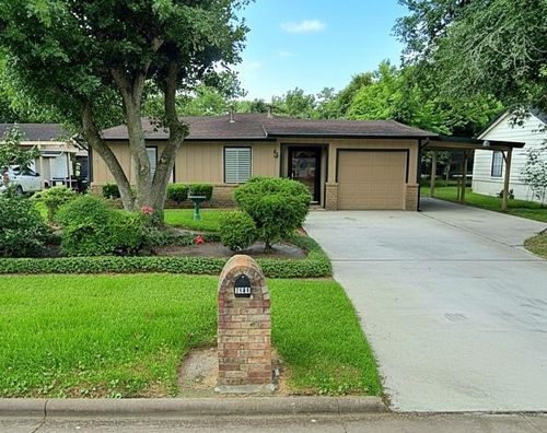 6101 Diamond Ct, Texas City, TX, 77591-4027 | Card Image