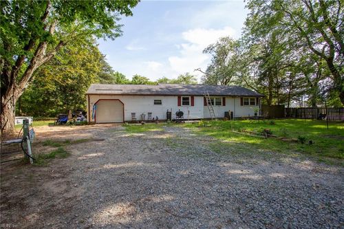 7013 Ashley St, Hayes, VA, 23072-2900 | Card Image